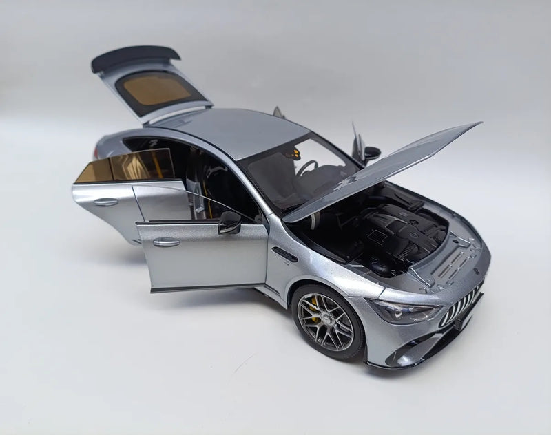 Mercedes Gt63 Amg Prata