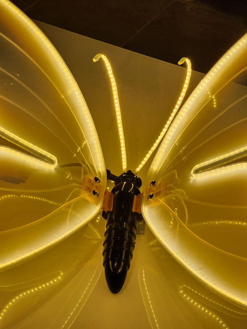 BORBOLETA 80CM COM LED WARM COM SUPORTE BIVOLT