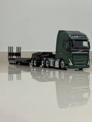 Miniatura Volvo FH com Carreta Prancha 7 Eixos (Escala 1/24)