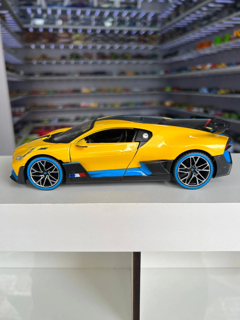 Bugatti Divo Amarelo
