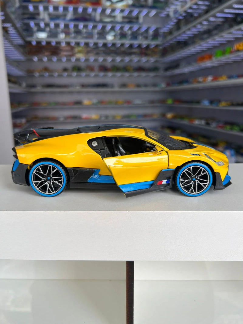 Bugatti Divo Amarelo