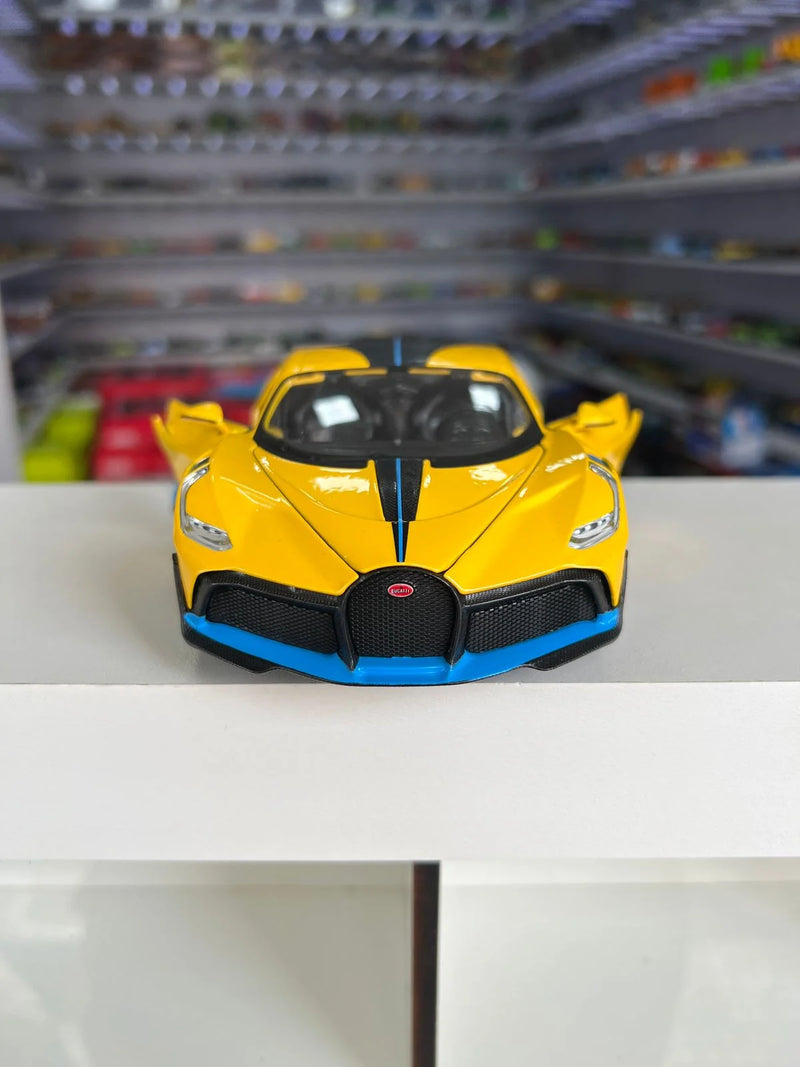 Bugatti Divo Amarelo