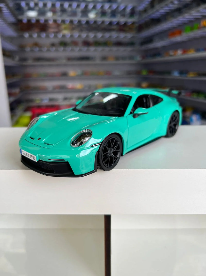 Porsche 911 GT3 2021 Azul