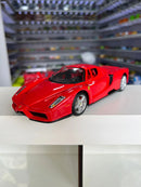 Enzo Ferrari vermelho