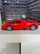 Enzo Ferrari vermelho