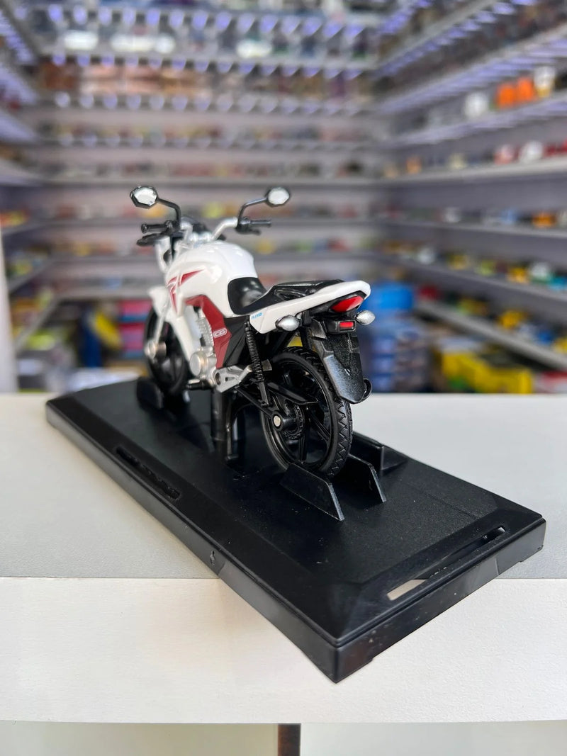 Moto Honda CG Titan 150 (2014) - Branca - California Toys