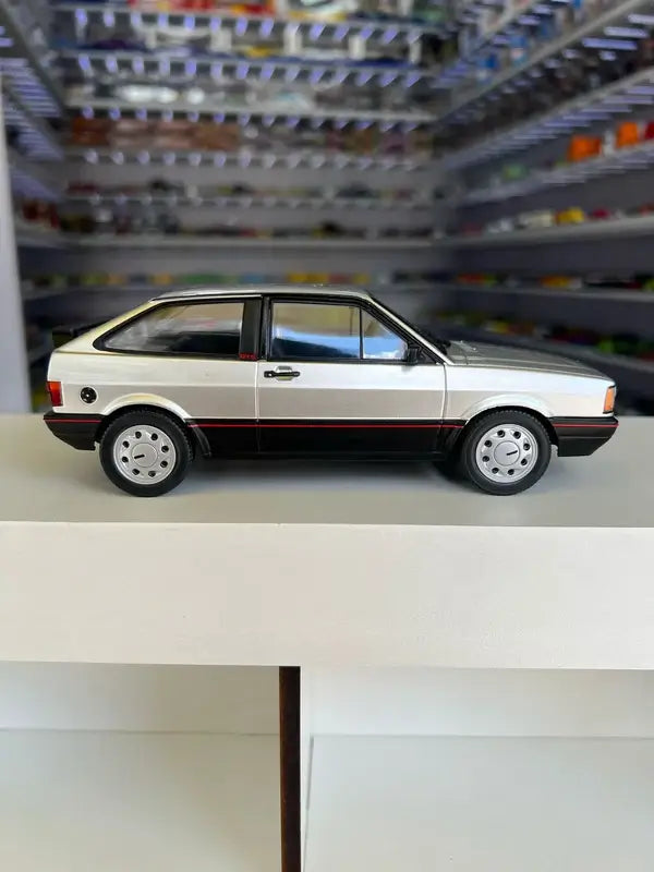 Volkswagen Gol GTS (1988) - Prata - California Toys