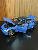 BMW M3 F80 Competition Azul